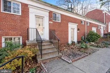 3618 Gunston Rd, Alexandria, VA 22302 - Image #2