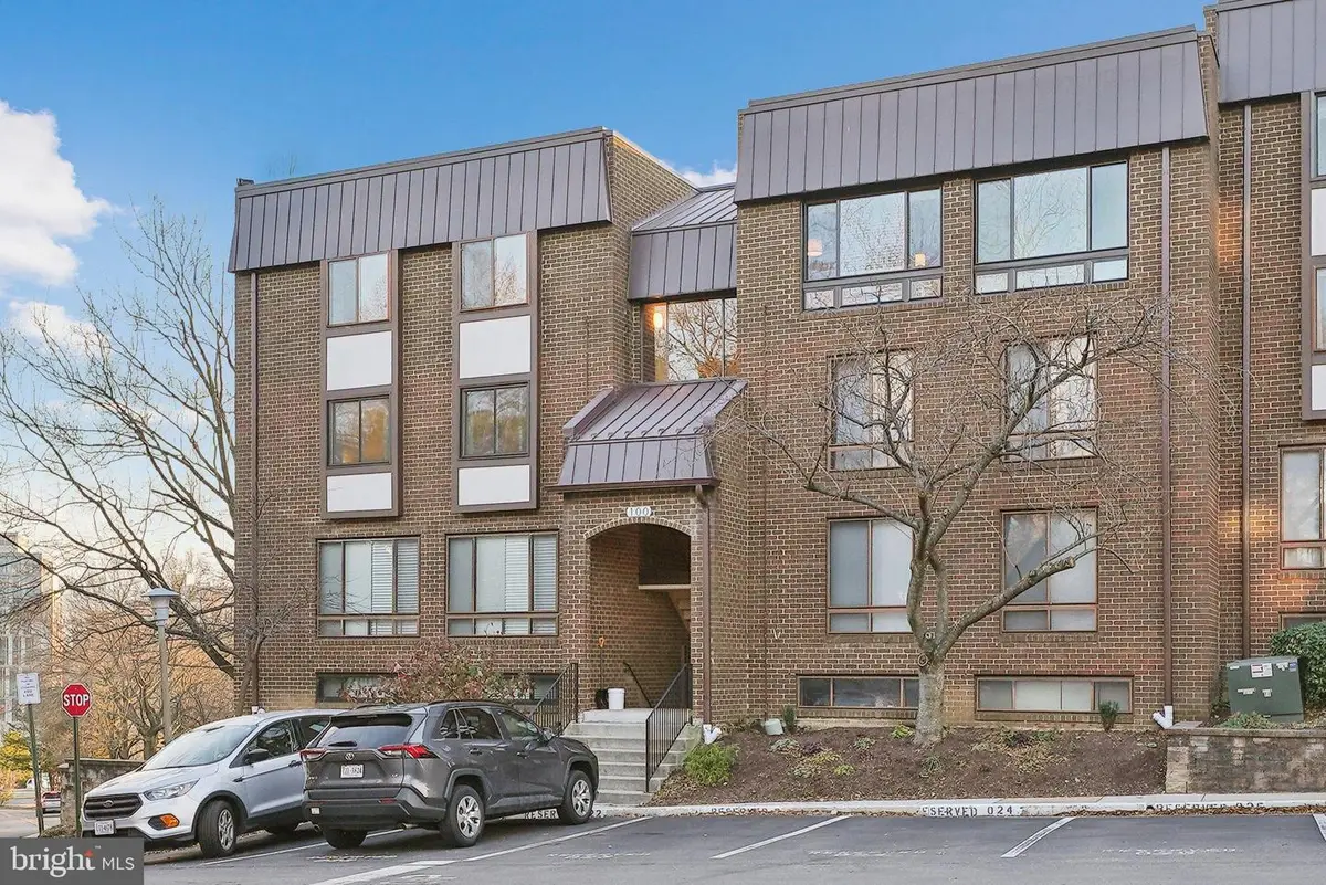 100 Roberts Ln #300, Alexandria, VA 22314 - Image #1