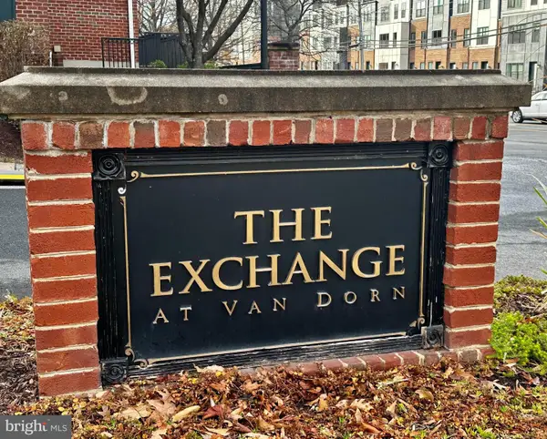 4854 Eisenhower Ave #354, ALEXANDRIA, VA 22304