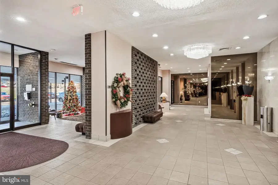 250 S Reynolds St #411, Alexandria, VA 22304 - Image #3