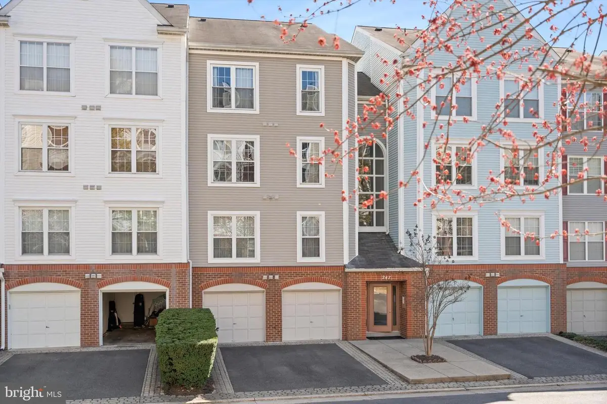 247-s S Pickett St S #302, Alexandria, VA 22304 - Image #1