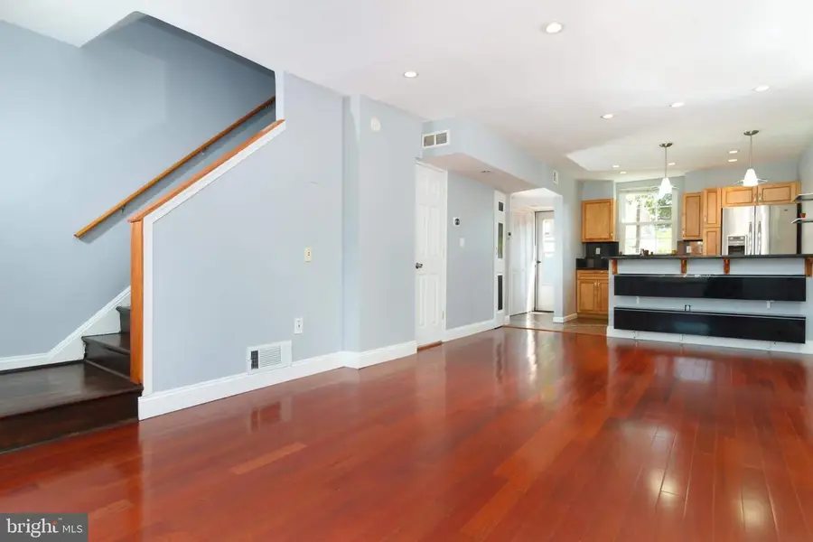 44 Dale St, Alexandria, VA 22305 - Image #3