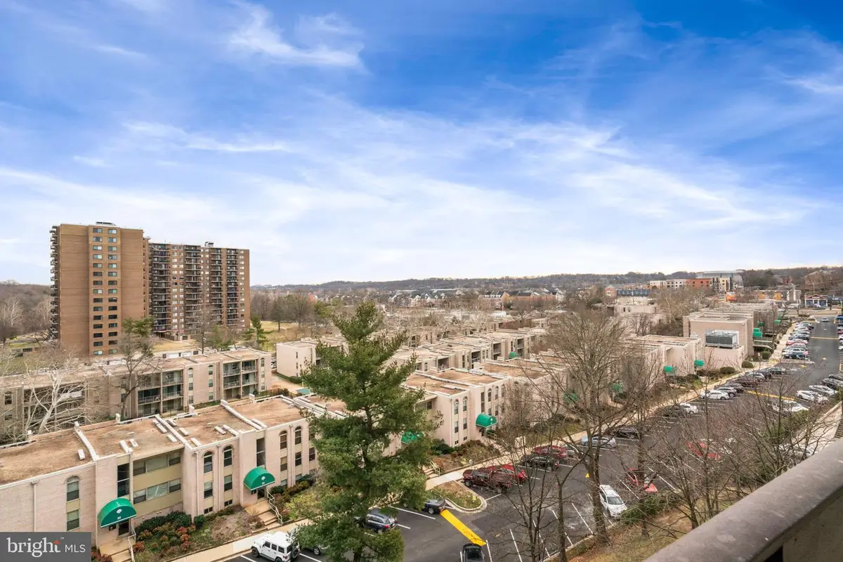 5300 Holmes Run Pkwy #812, Alexandria, VA 22304 - #1