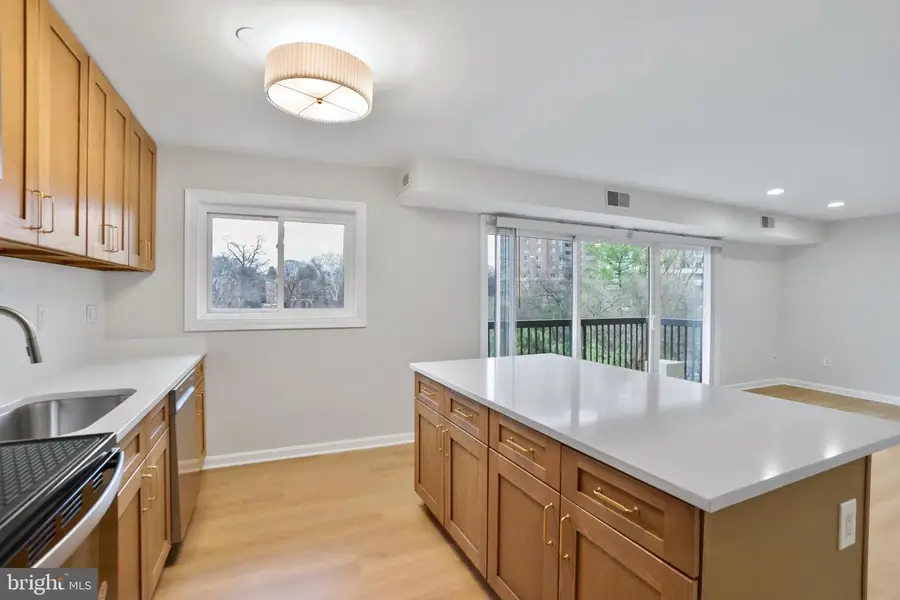 3200 S 28th St #403, Alexandria, VA 22302 - Image #3