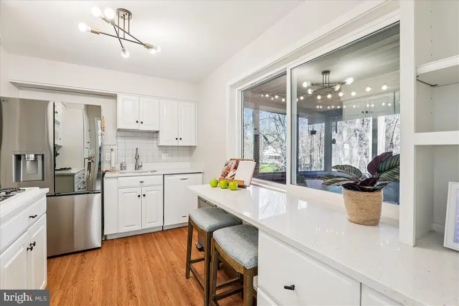 5909 Kelley Ct, Alexandria, VA 22312 - #2