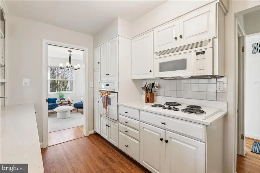 5909 Kelley Ct, Alexandria, VA 22312 - #3