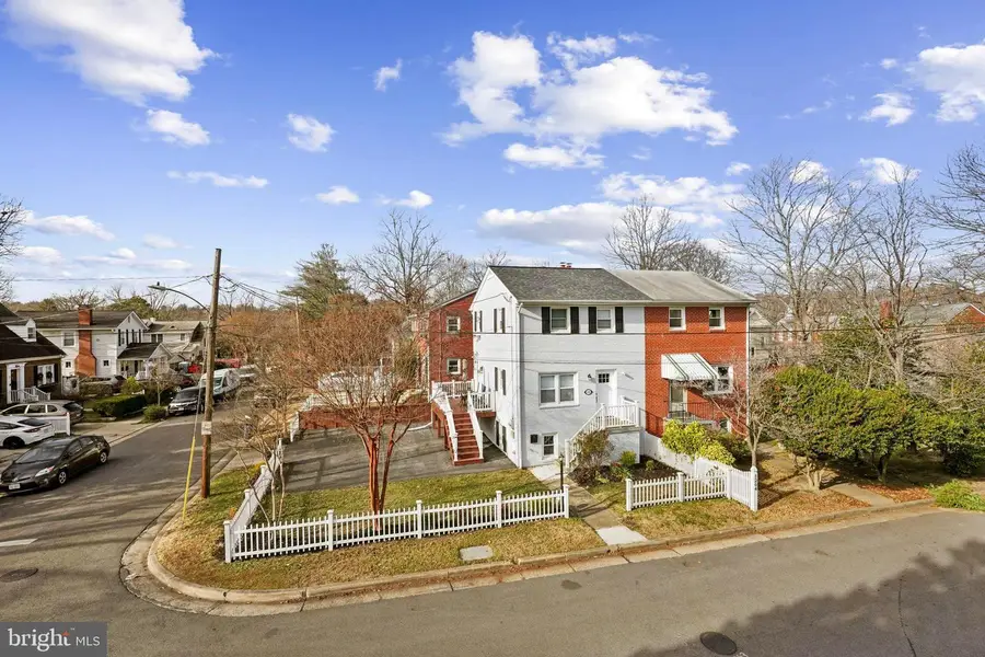 1202 Newton St, Alexandria, VA 22301 - Image #3