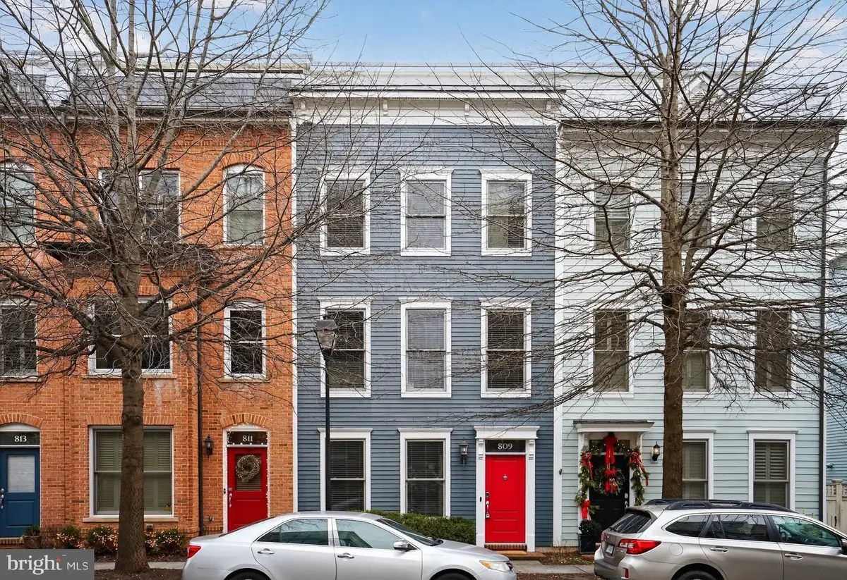 809 Parker Gray School Way, Alexandria, VA 22314 - Image #1