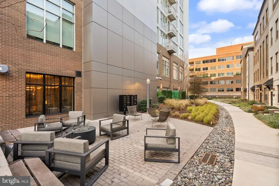 925 N Fairfax St #207, Alexandria, VA 22314 - Image #3