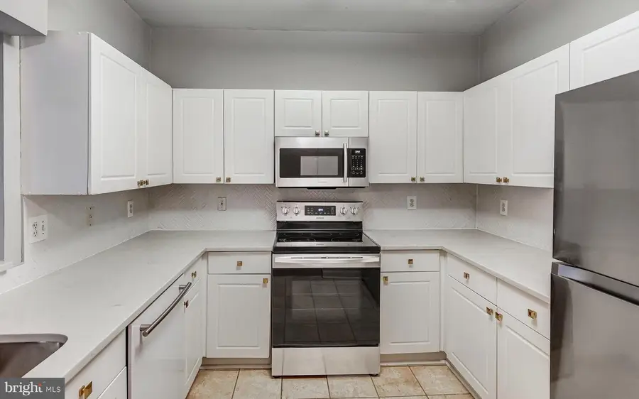 4560 Strutfield Ln #1110, Alexandria, VA 22311 - Image #3