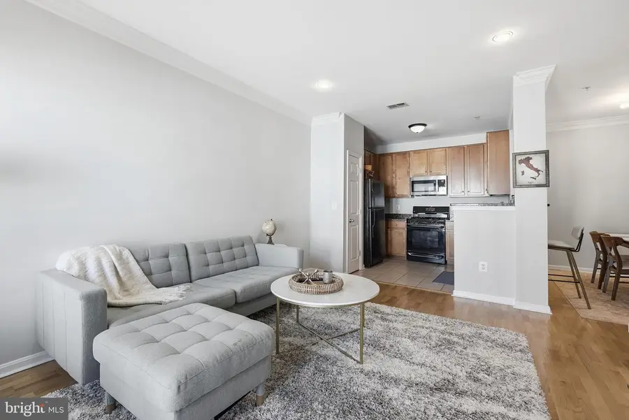 4852 Eisenhower Ave #337, Alexandria, VA 22304 - Image #3