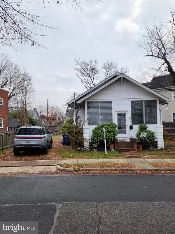 1 E Custis Ave, ALEXANDRIA, VA 22301