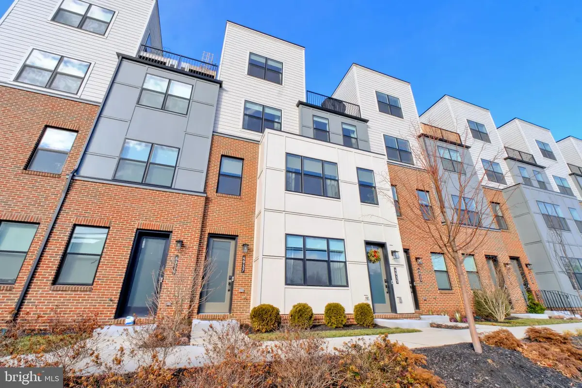 4937 Eisenhower Ave, Alexandria, VA 22304 - Image #1