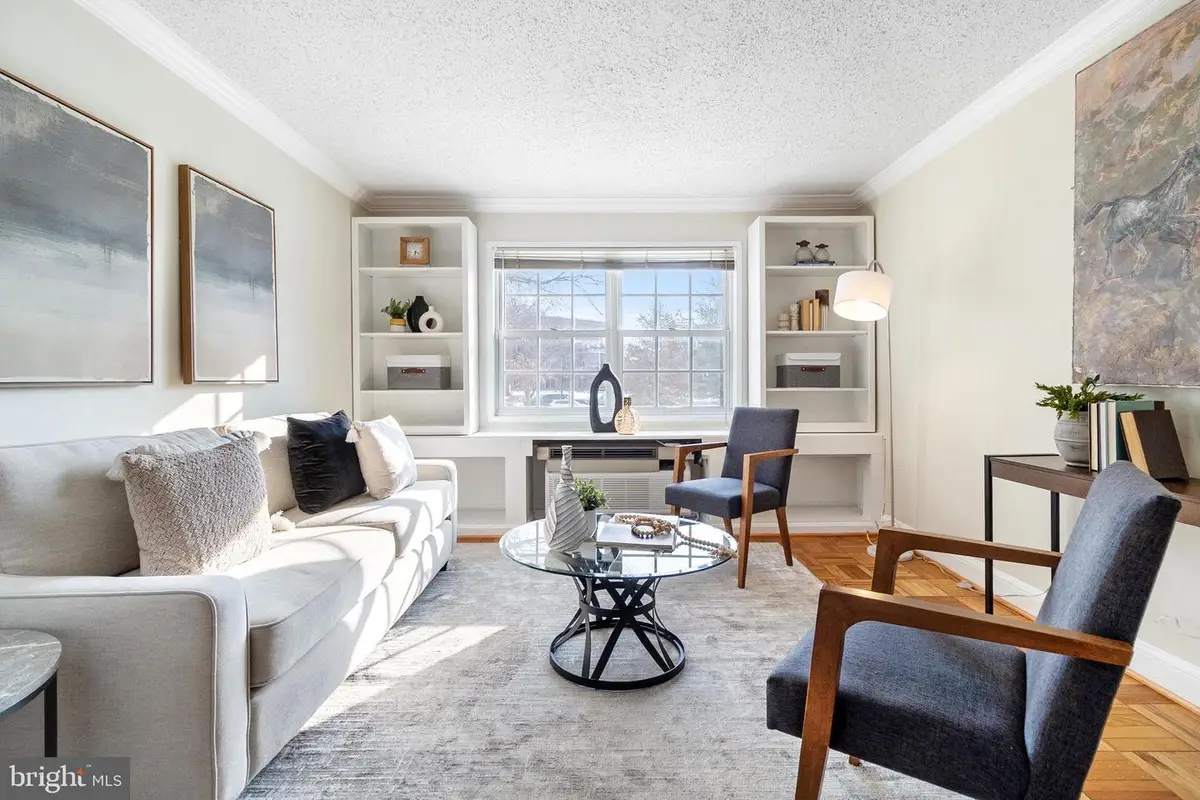 1602 W Abingdon Dr #201, Alexandria, VA 22314 - #1