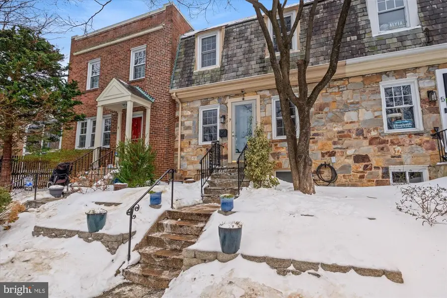 7 E Maple St, Alexandria, VA 22301 - Image #2