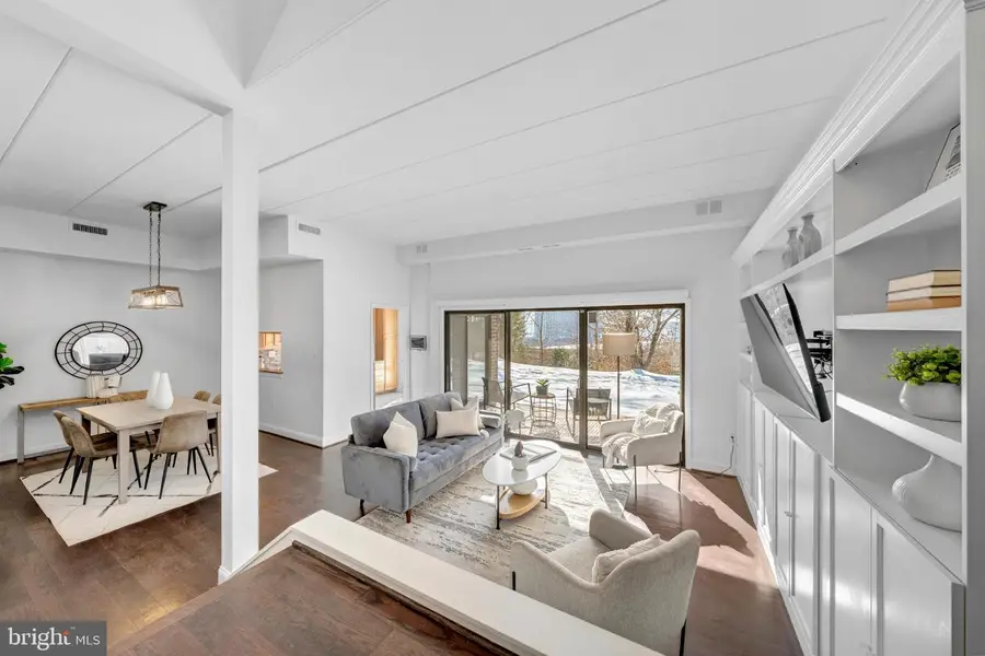 110 Roberts Ln #100, Alexandria, VA 22314 - Image #2