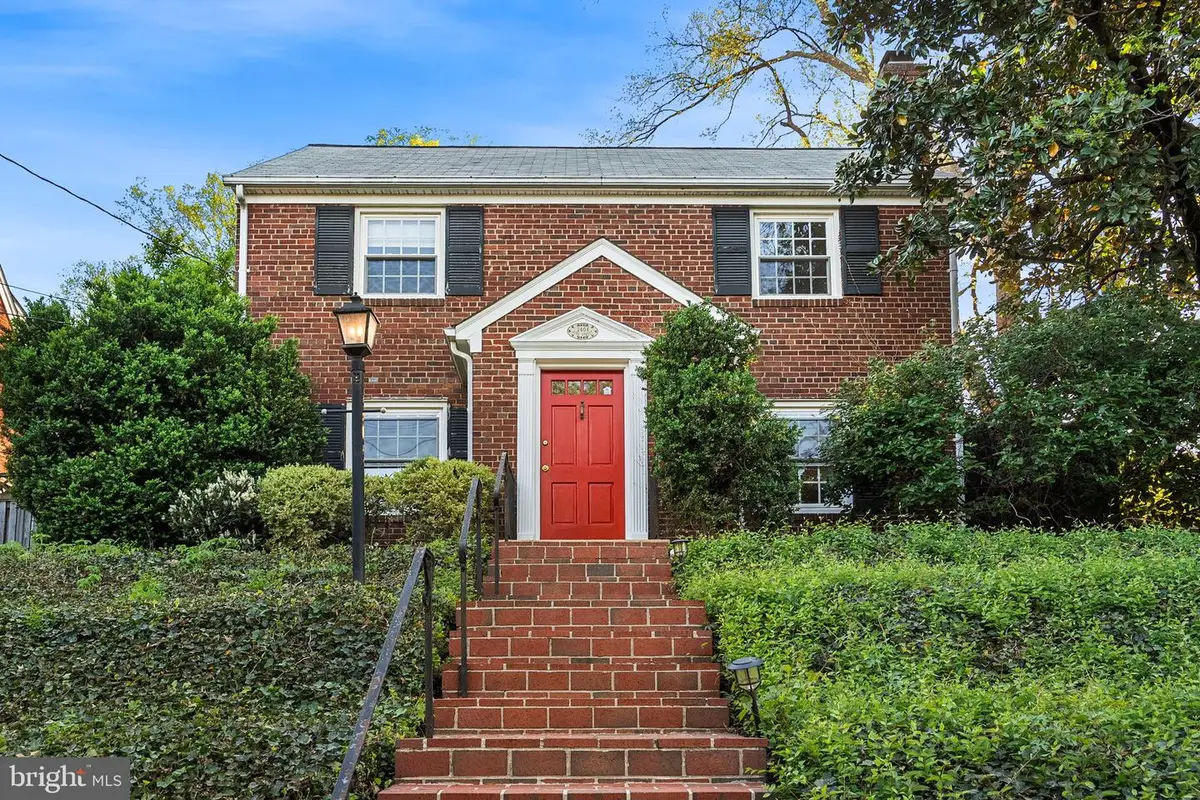 2404 King St, Alexandria, VA 22301 - #1