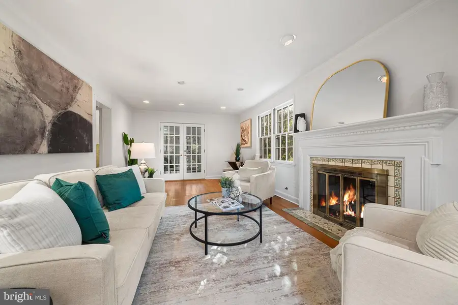 2404 King St, Alexandria, VA 22301 - #3