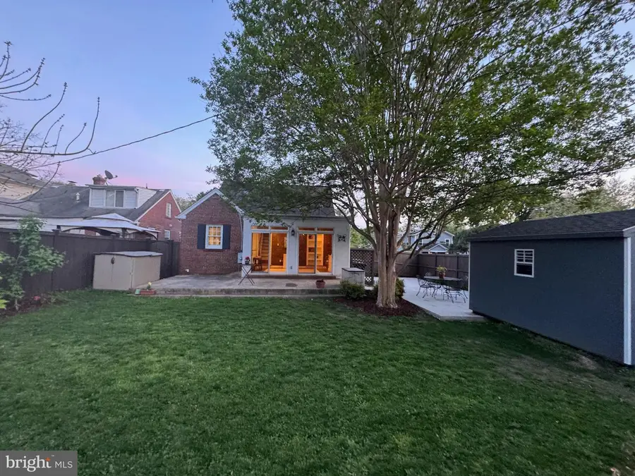 100 E Maple St, Alexandria, VA 22301 - #2