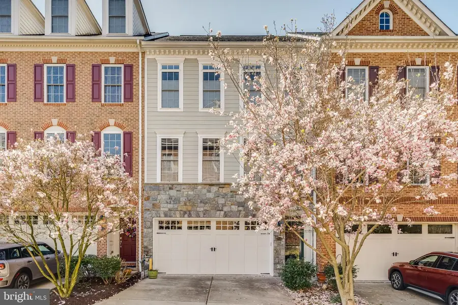 3534 Goddard Way, Alexandria, VA 22304 - #2