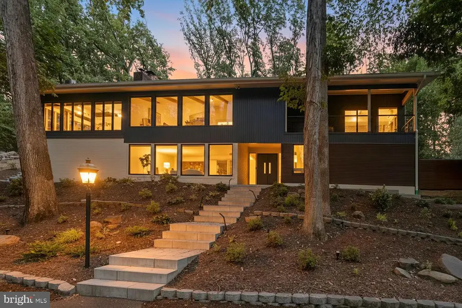 1335 N Pegram St N, Alexandria, VA 22304 - #2