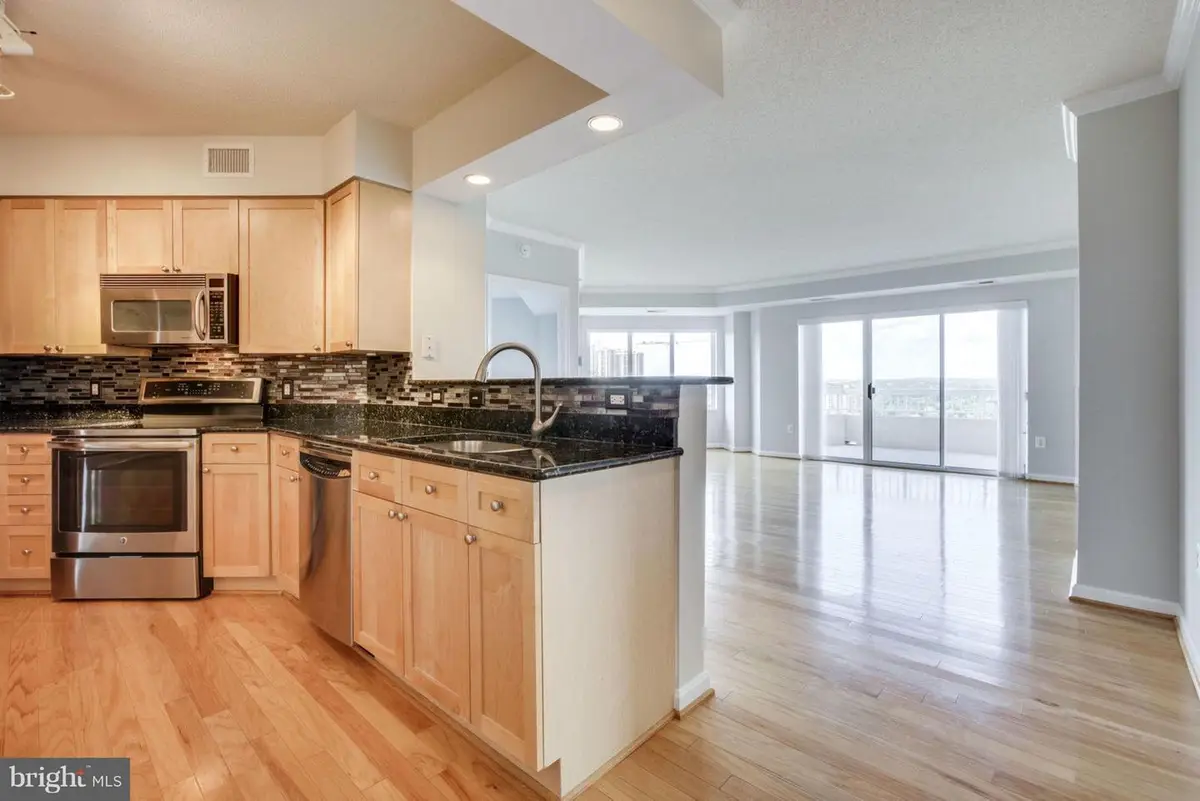 3101 N Hampton Dr #1411, Alexandria, VA 22302 - #1