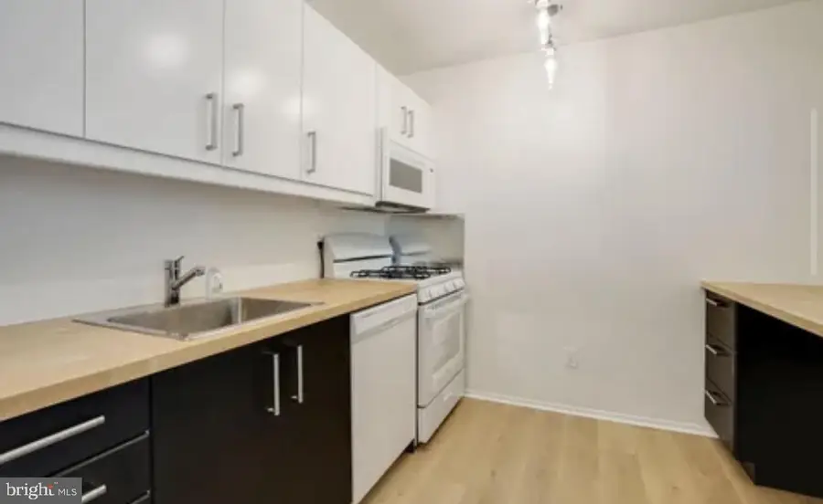 491 N Armistead St #t2, Alexandria, VA 22312 - #3