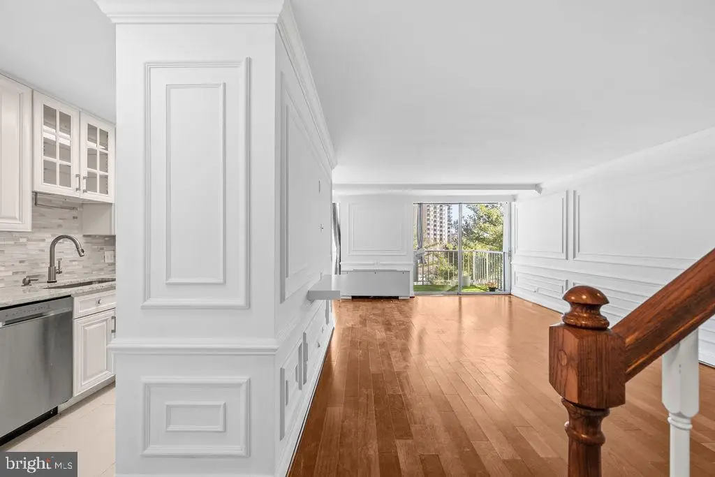 301 N Beauregard St #517, Alexandria, VA 22312 - #1