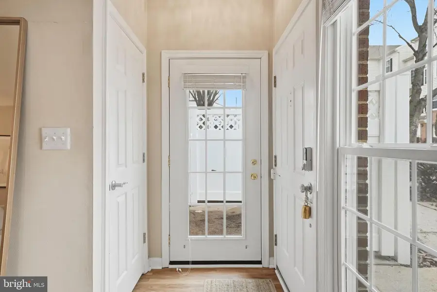 4656 Lawton Way, Alexandria, VA 22311 - #3