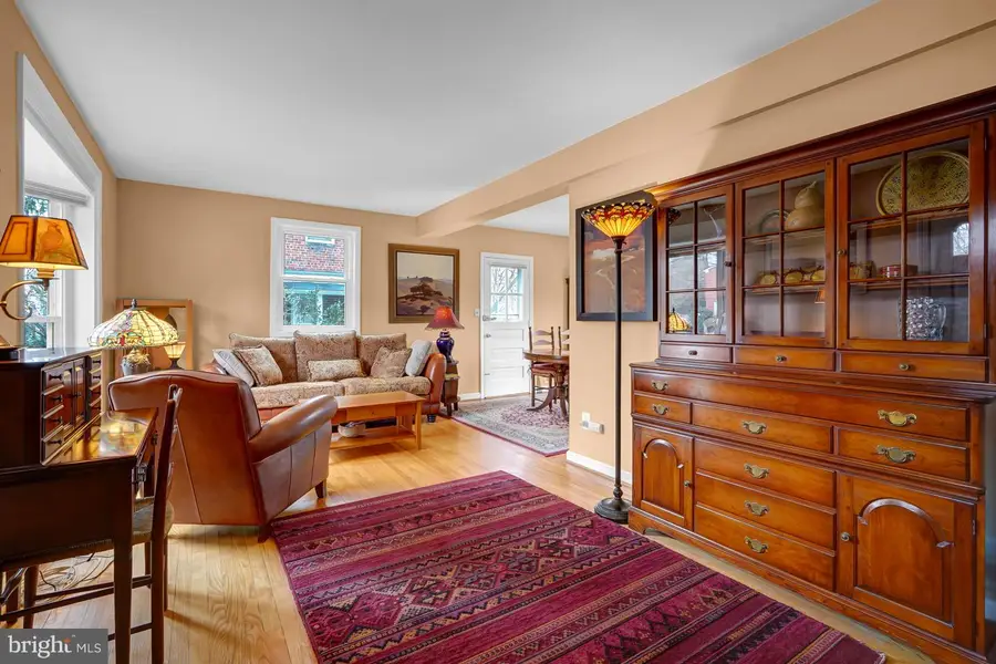 110 E Taylor Run Pkwy, Alexandria, VA 22314 - #3