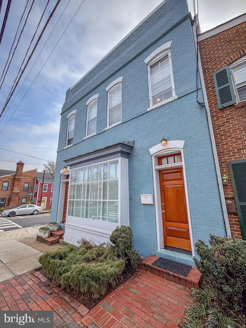 500 Gibbon St, Alexandria, VA 22314 - #2