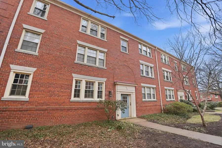 525 Bashford Ln #4, Alexandria, VA 22314 - #2