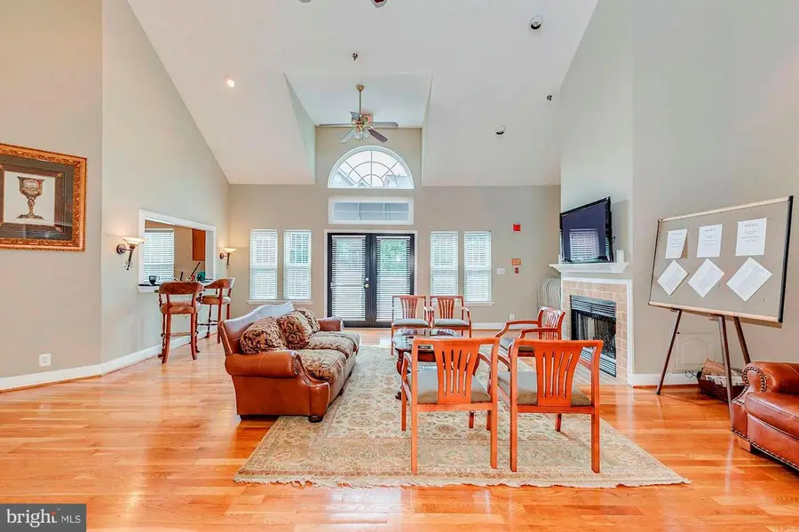 3307 Wyndham Cir #1160, Alexandria, VA 22302 - #3