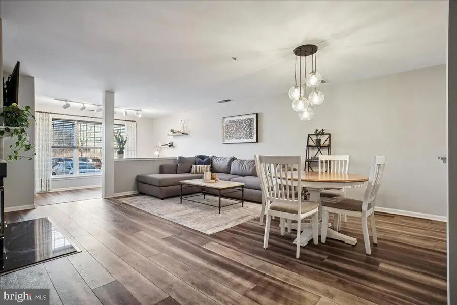 244 S Reynolds St #109, Alexandria, VA 22304 - #3