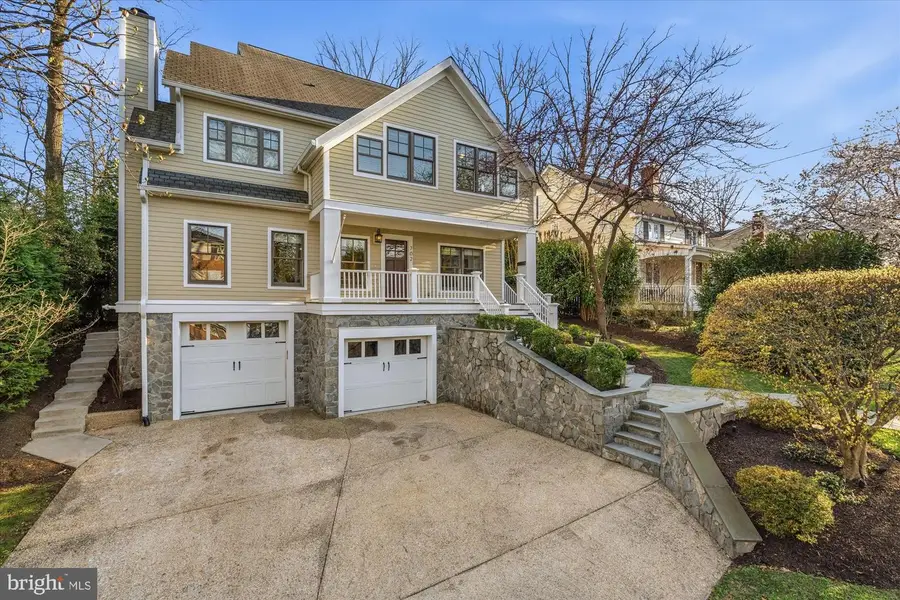 702 Enderby Dr, Alexandria, VA 22302 - #2