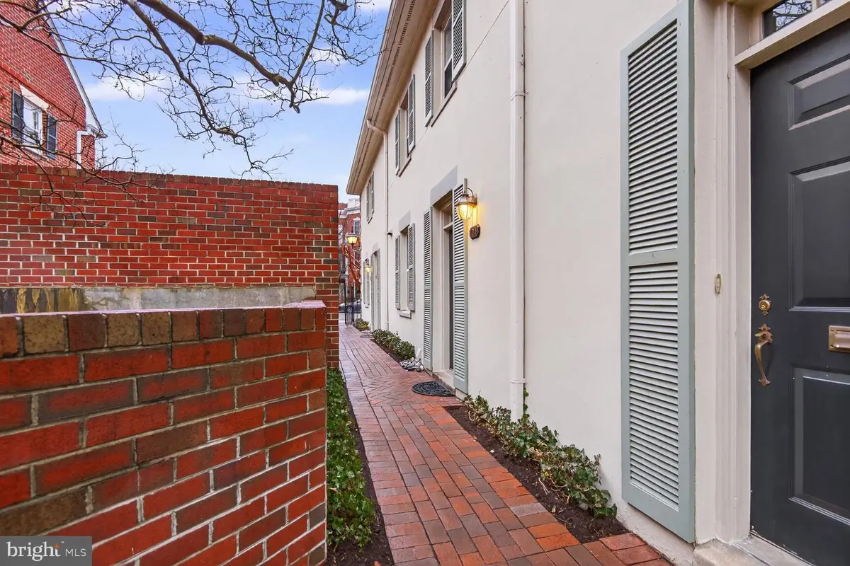 1018 N Royal St, Alexandria, VA 22314 - #1