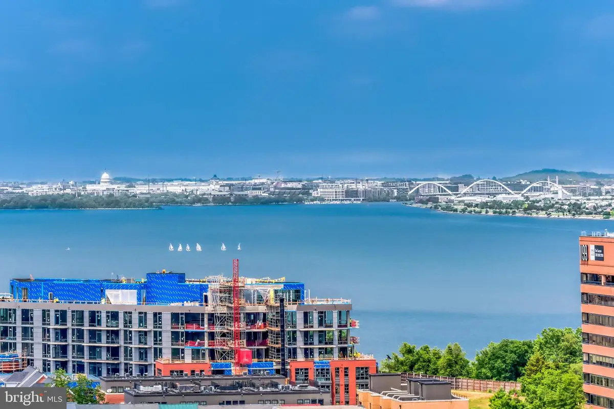 801 N Pitt St #411, Alexandria, VA 22314 - #1