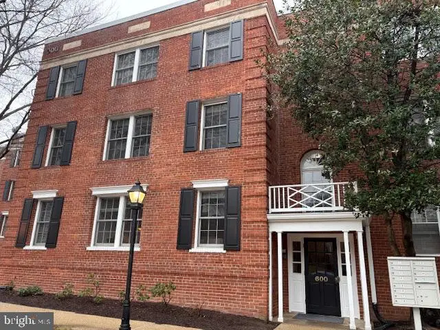 600 Bashford Ln #2332, Alexandria, VA 22314 - #1