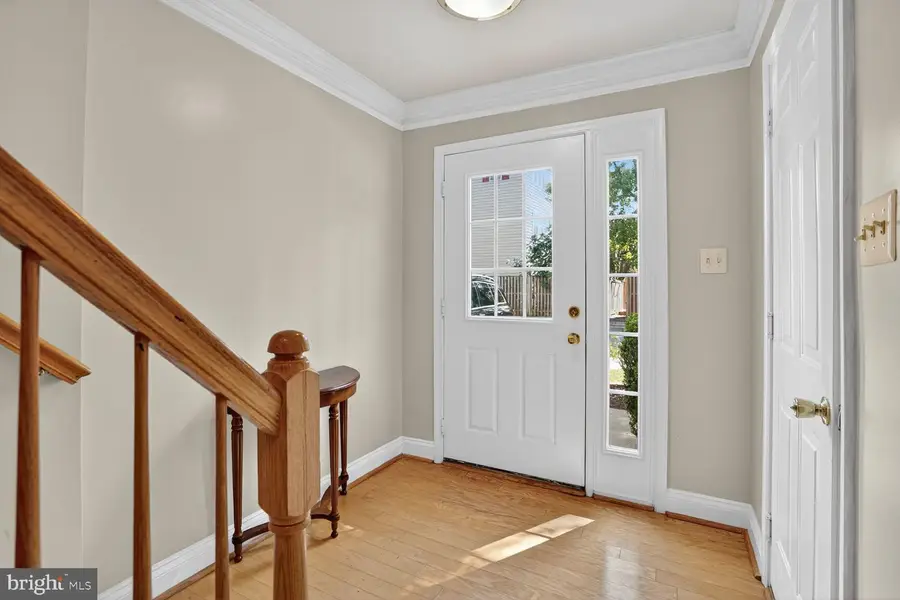 3841 Watkins Mill Dr, Alexandria, VA 22304 - #3