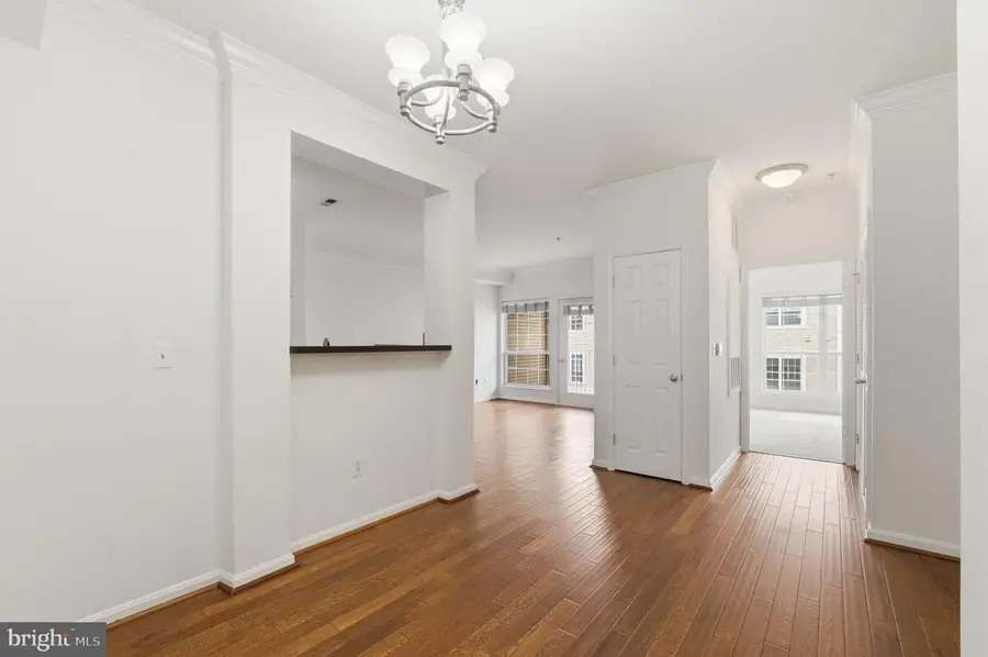 4854 Eisenhower Ave #351, Alexandria, VA 22304 - #3