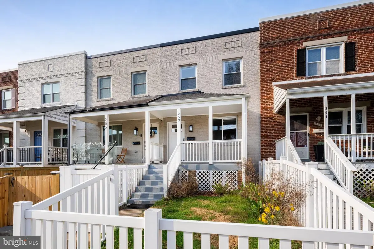 253 Evans Ln, Alexandria, VA 22305 - #1