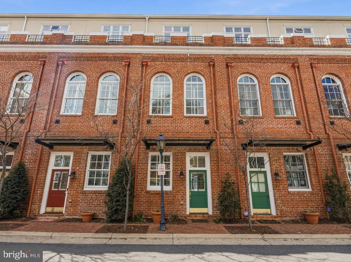 610 Tivoli Passage Way, Alexandria, VA 22314 - #1