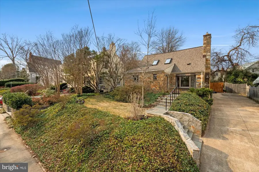 503 Woodland Ter, Alexandria, VA 22302 - #2