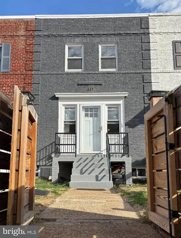 317 Mount Vernon Ave, ALEXANDRIA, VA 22301