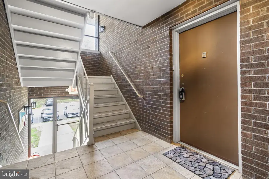 6280 Edsall Rd #301, Alexandria, VA 22312 - #3