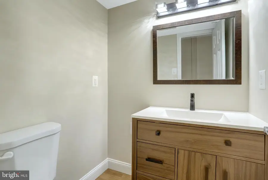 400 Madison St #806, Alexandria, VA 22314 - #3