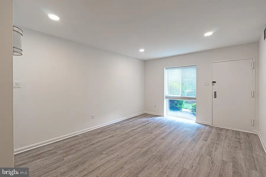 6141 Edsall Rd #b, Alexandria, VA 22304 - #3