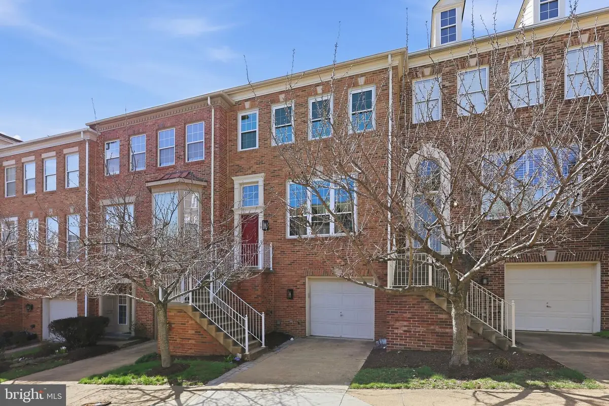 19 Arell Ct, Alexandria, VA 22304 - #1