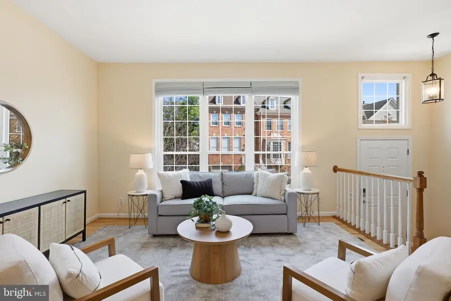 19 Arell Ct, Alexandria, VA 22304 - #3