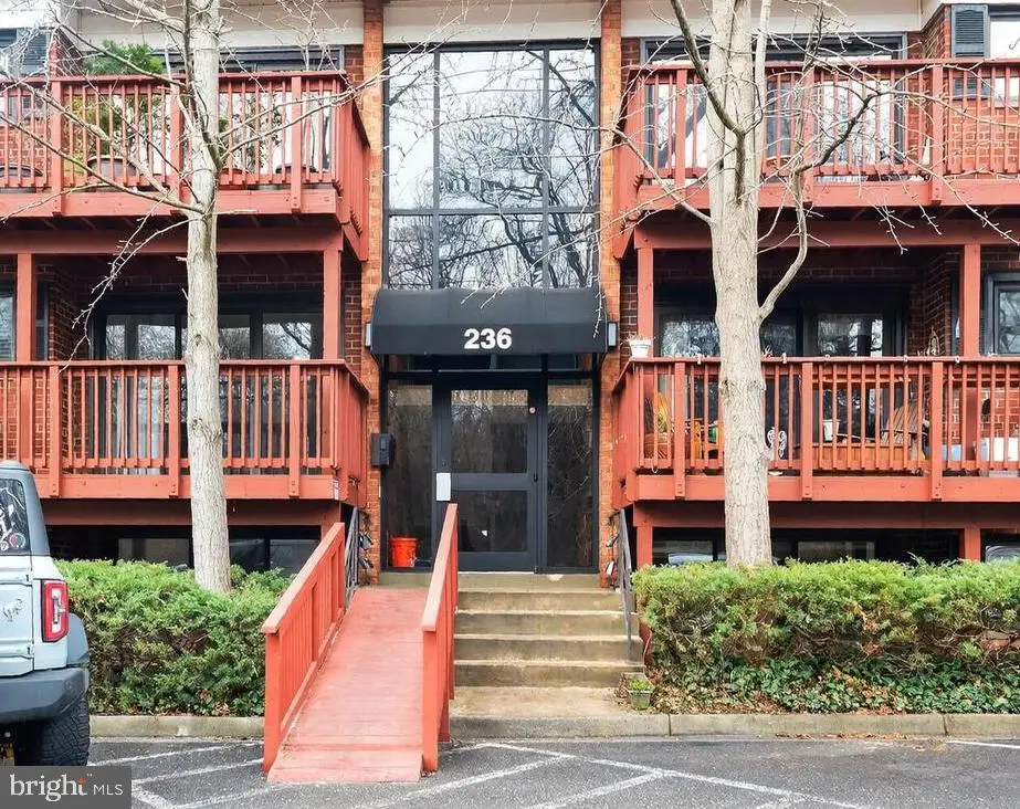 236 W Taylor Run Pkwy #4, Alexandria, VA 22314 - #1